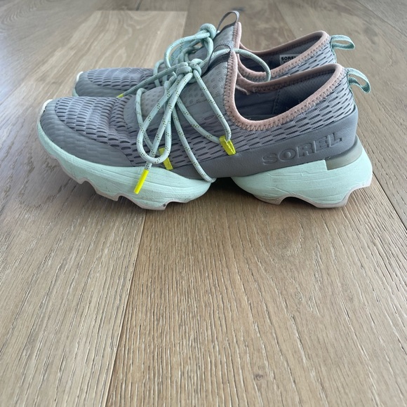Sorel Shoes - Sorel Gray and Light Green Athletic Shoes